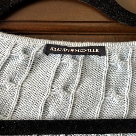 Brandy Melville knit crop top - Picture 2 of 2